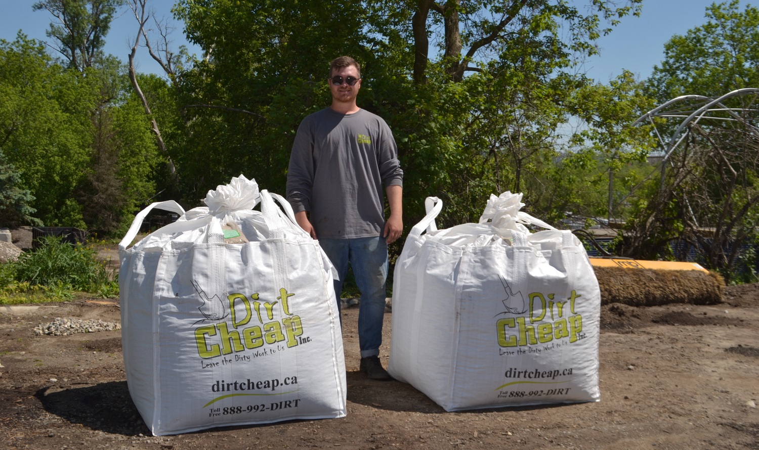 Home Dirt Cheap Soil, Aggregates, Grass Seed, Mulch Delivery Kitchener